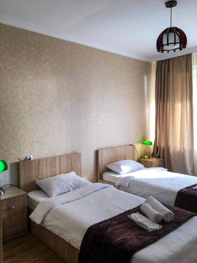 Family Hotel Kala Местия Екстериор снимка