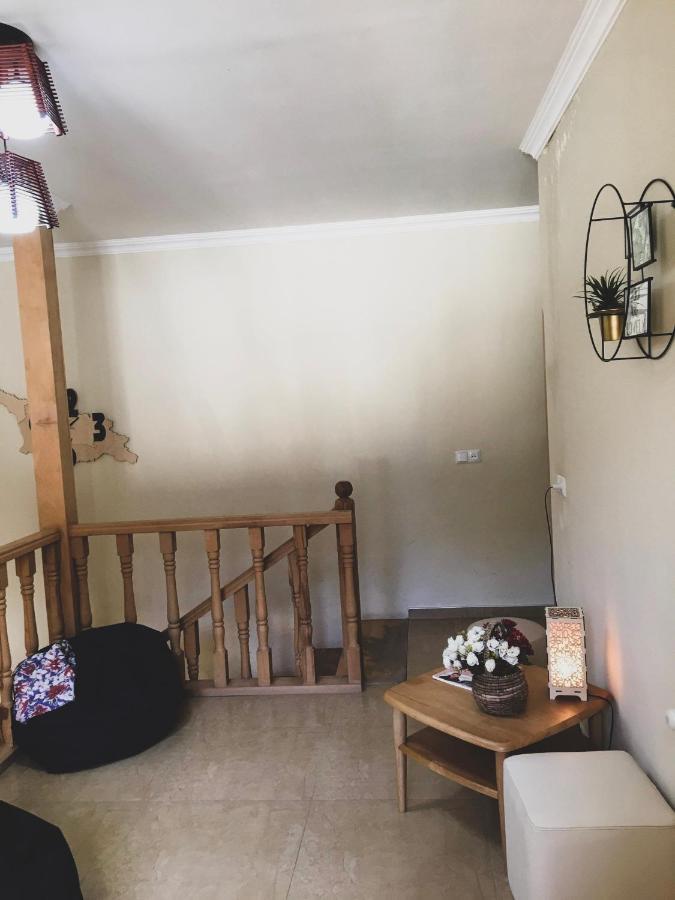 Family Hotel Kala Местия Екстериор снимка